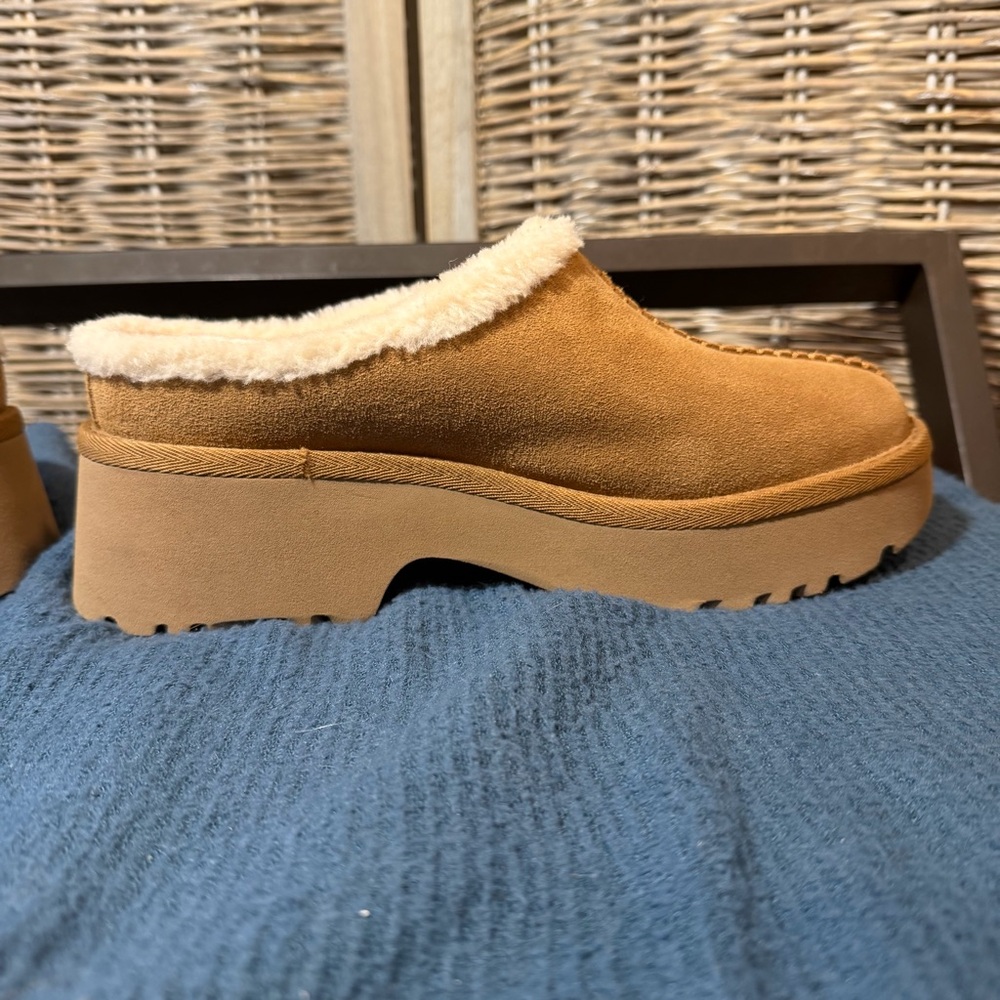 UGG Women's Brown Platform Clogs - image 11